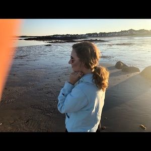 Meet your Posher, Meaghan